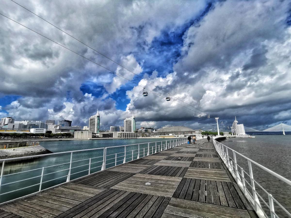 Bom Dia Parque Nacoes Lisboaz Lisboa