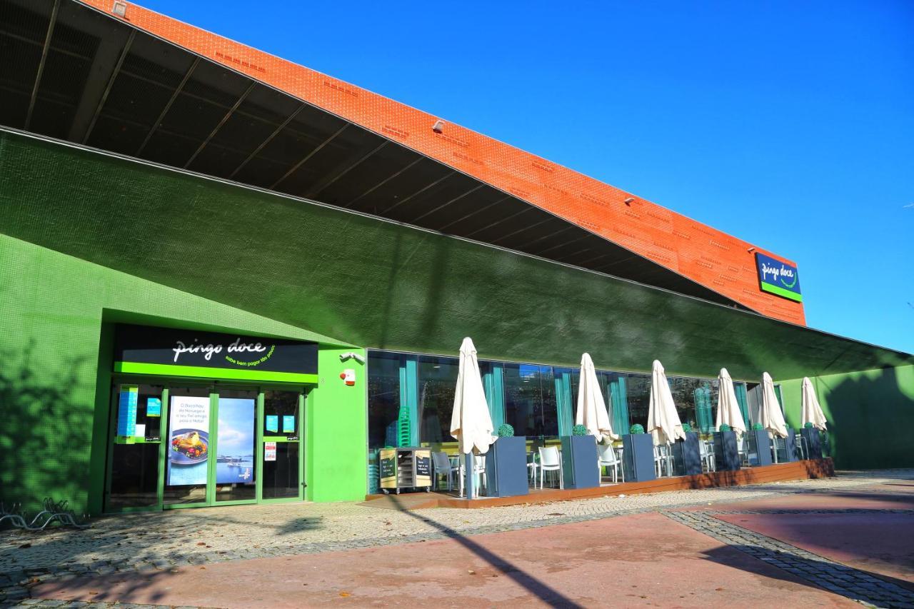 Bom Dia Parque Nacoes Lisboaz Lisboa